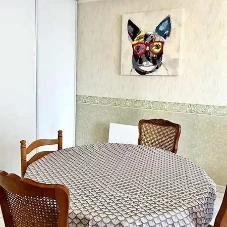 Appartement Le Renaissance- 4pers 2 - Tv+wifi Rezé